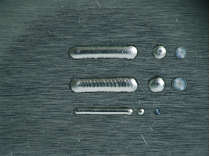 <a href='http://www.335810.com/product/3.htm' class='text_a'>模具激光焊機</a>修復鏡面模具效果